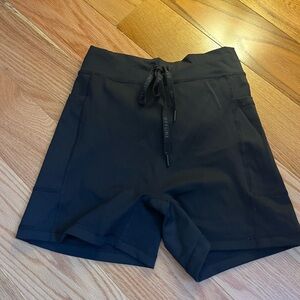 Offline MEDIUM Black Biker Shorts